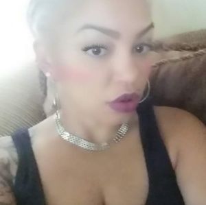 Meet your Posher, Nany